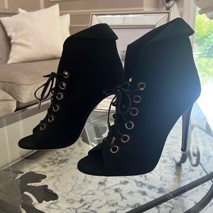 Aquazzura peep toe lace up bootie size 37 NEW never worn